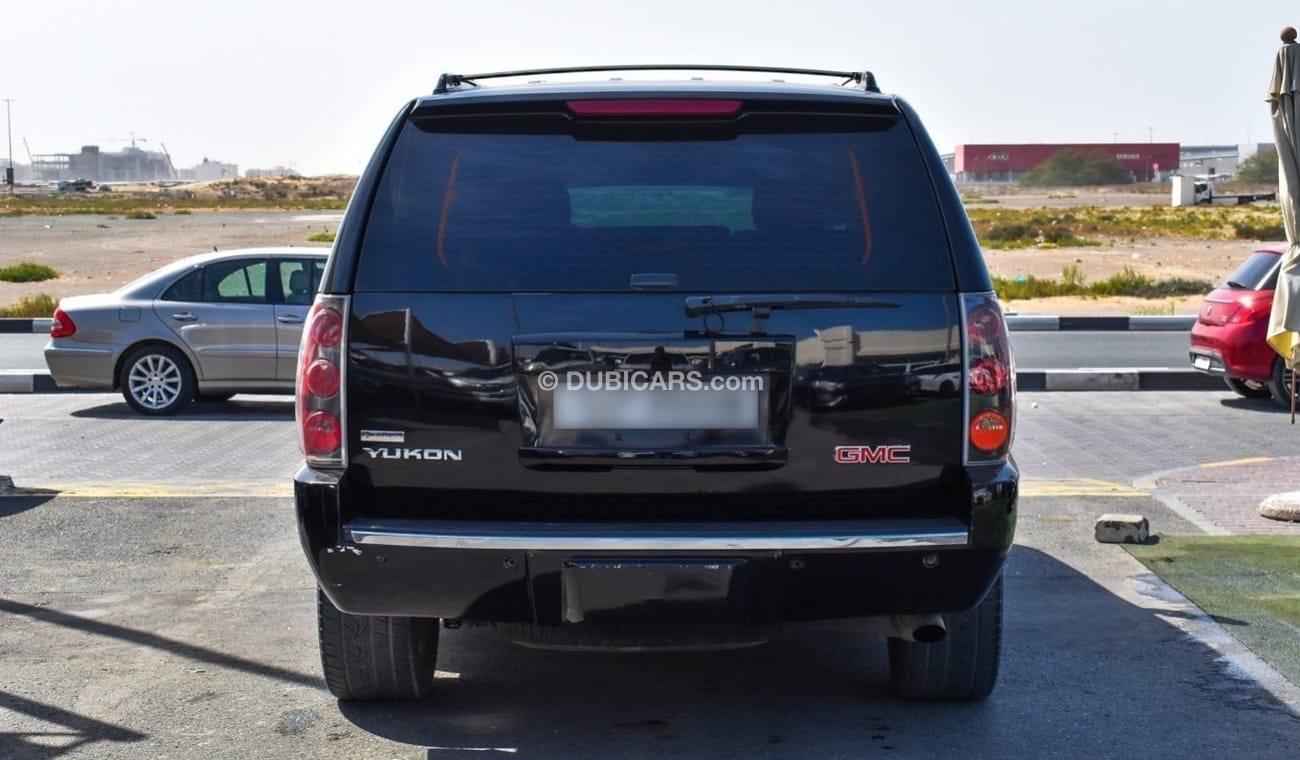 GMC Yukon Denali
