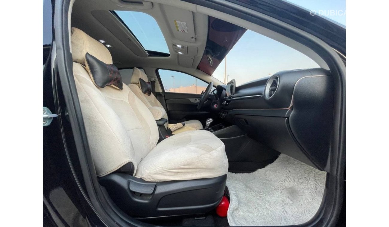 Kia Cerato MPI Top Kia Cerato 2019 GCC in excellent condition, full option, without accidents