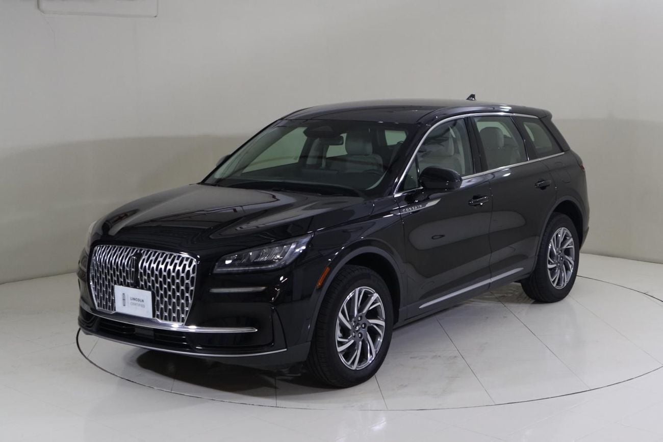 Lincoln Corsair COR124 / FREE Insurance + Registration / AL TAYER MOTORS / AL QOUZ SHOWROOM