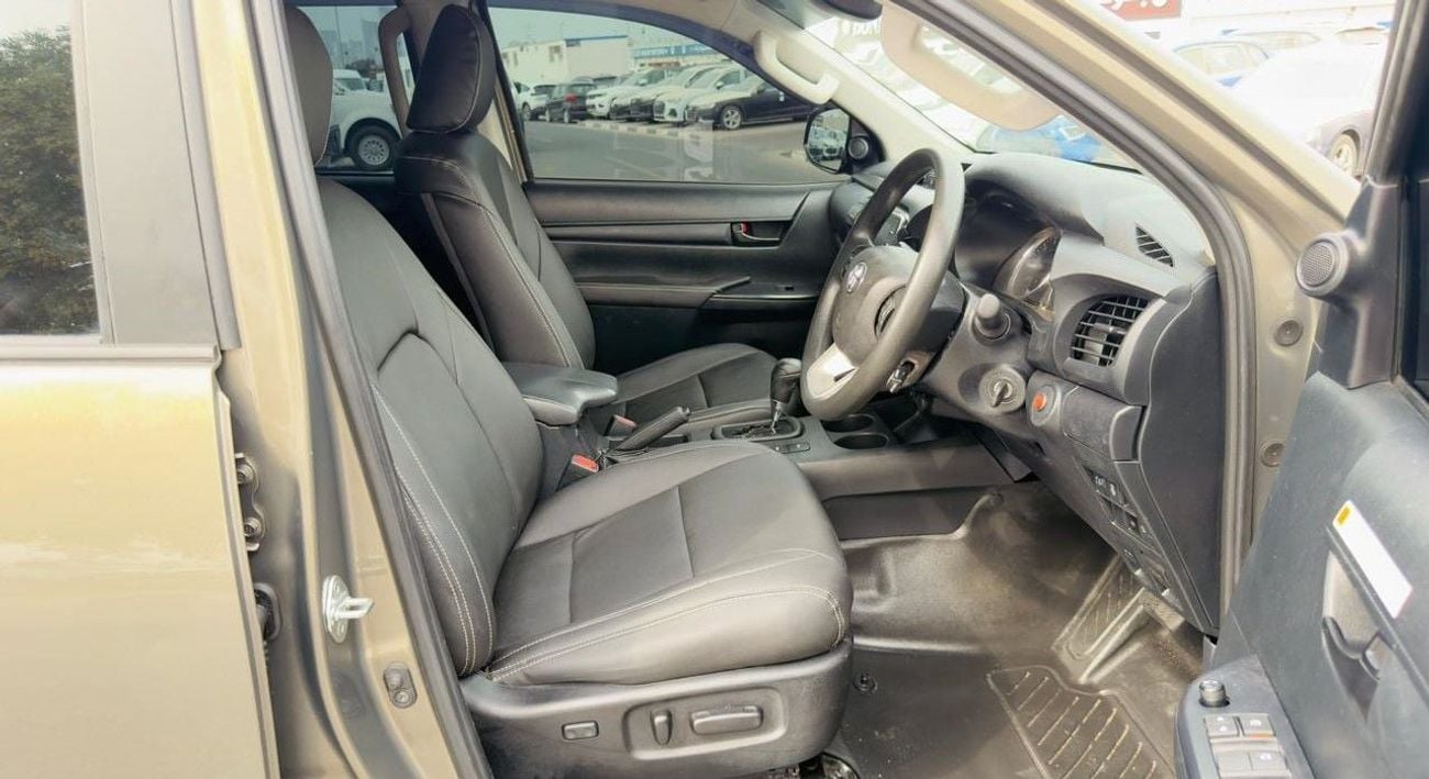 Toyota Hilux DOUBLE CABIN REVO | 2023 | RHD | 2.8L DIESEL ENGINE | AUTOMATIC TRANSMISSION | 4 X 4 | SPORTS BAR