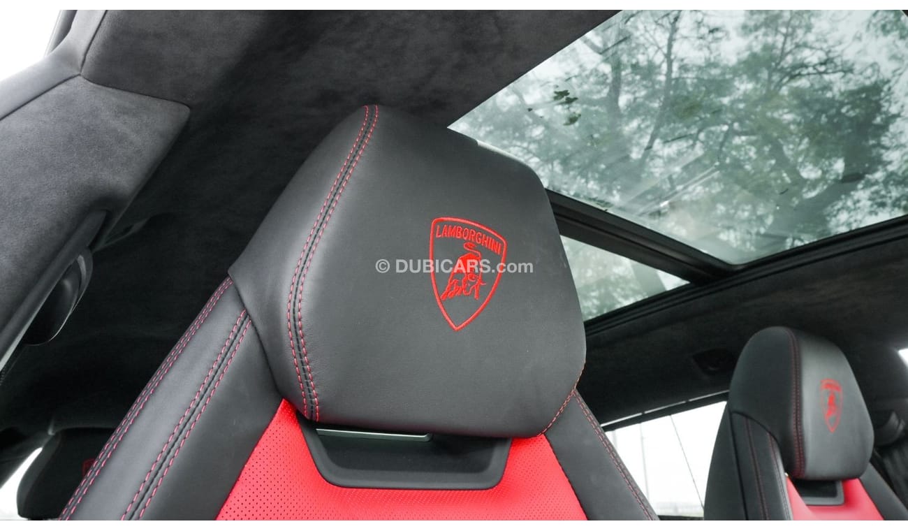 Lamborghini Urus 4.0T Lamborghini Urus | Perfect Condition with Warrant and service contract | Full Carbon Interior 2