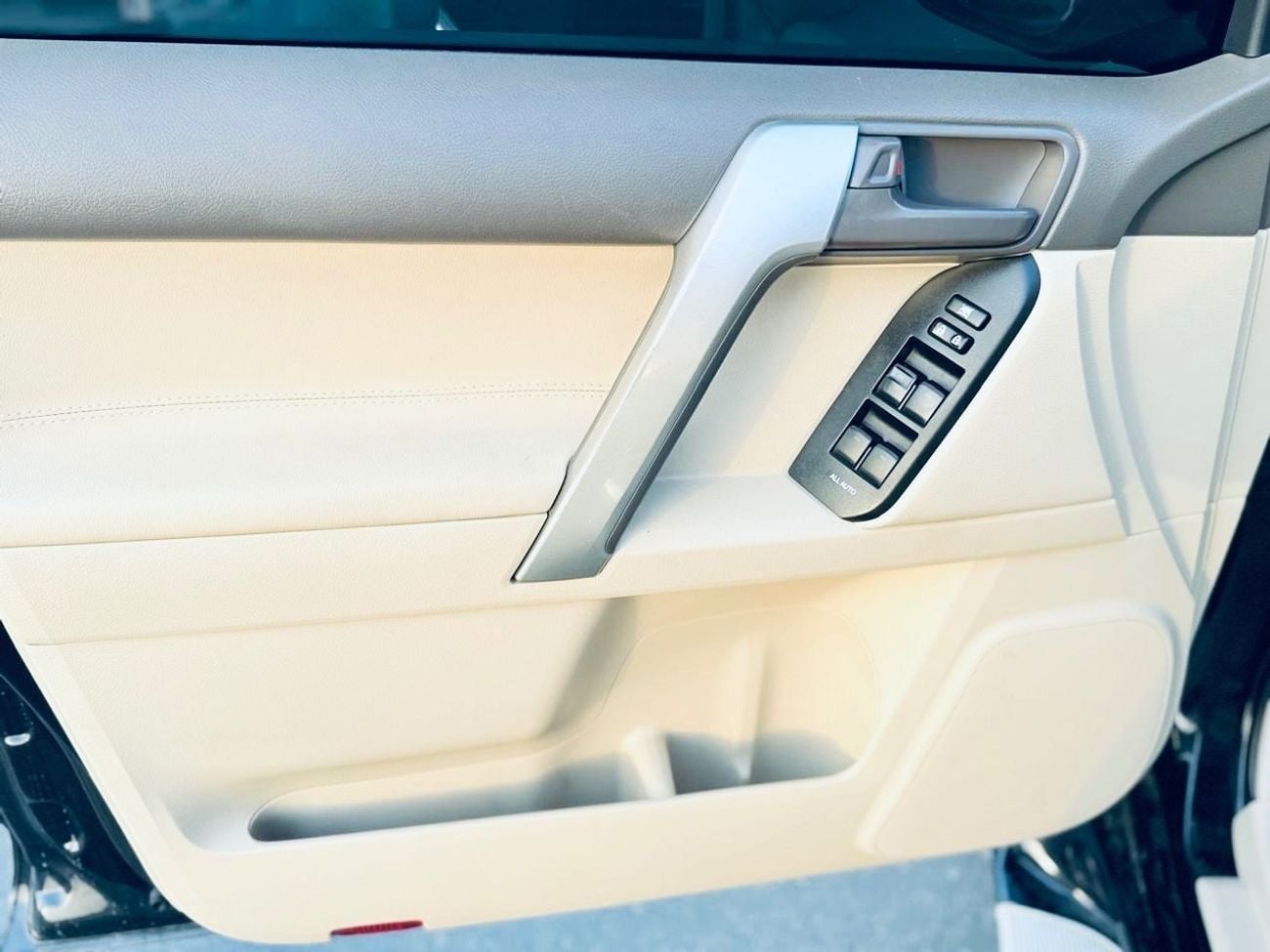 Toyota Prado Toyota Prado Years 2020 VXR 2.7L AWD