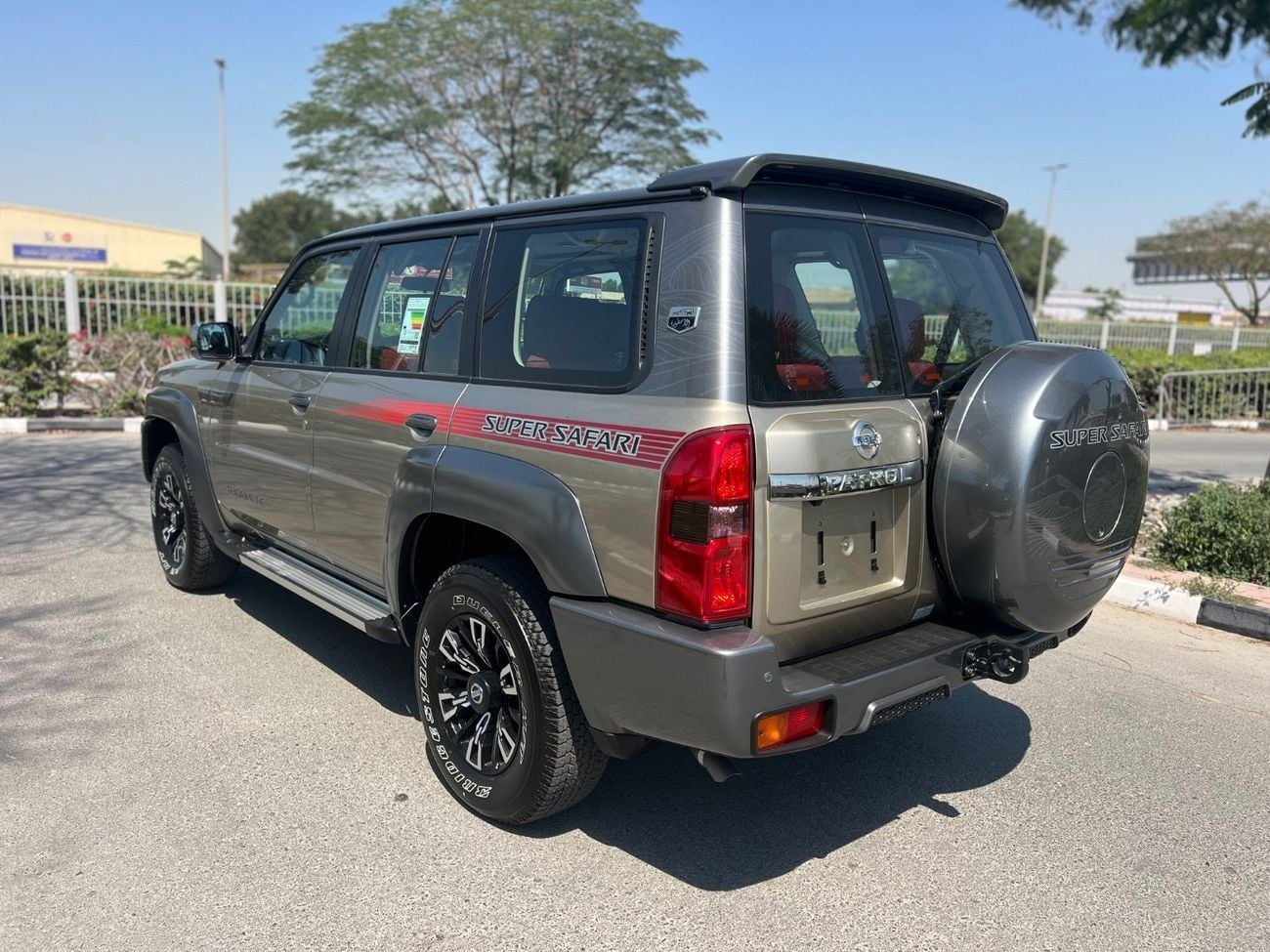 Nissan Patrol SUPER SAFARI