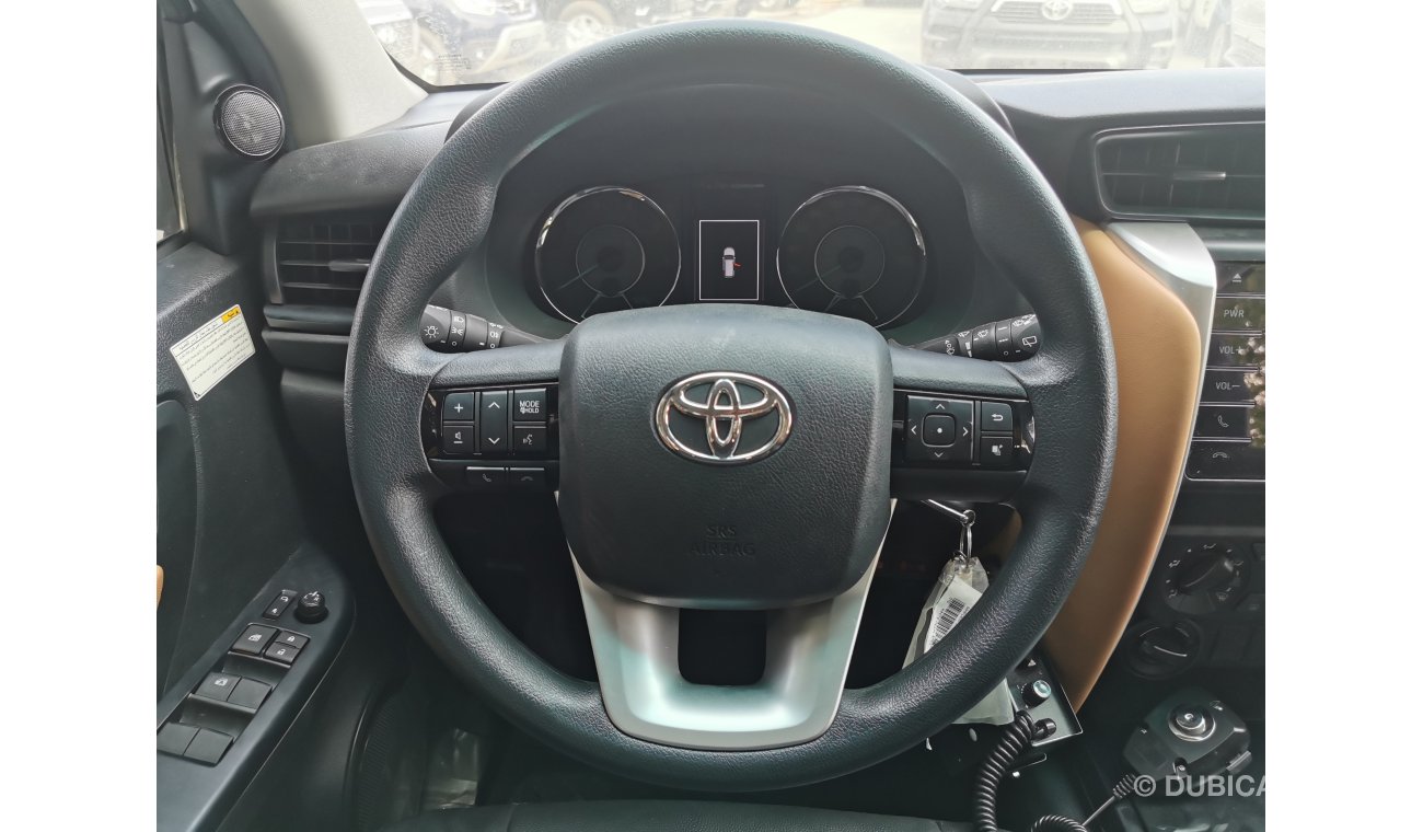 Toyota Fortuner 2.4L DIESEL, 17" TYRES, FRONT A/C, XENON HEADLIGHTS (CODE # TFBO01)