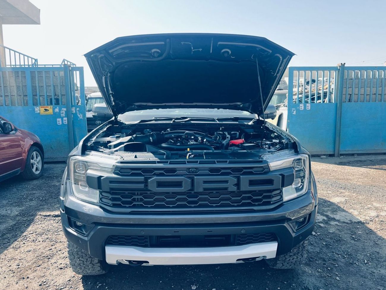 فورد رينجر رابتور PETROL 3.0 LITER RIGHT HAND DRIVE