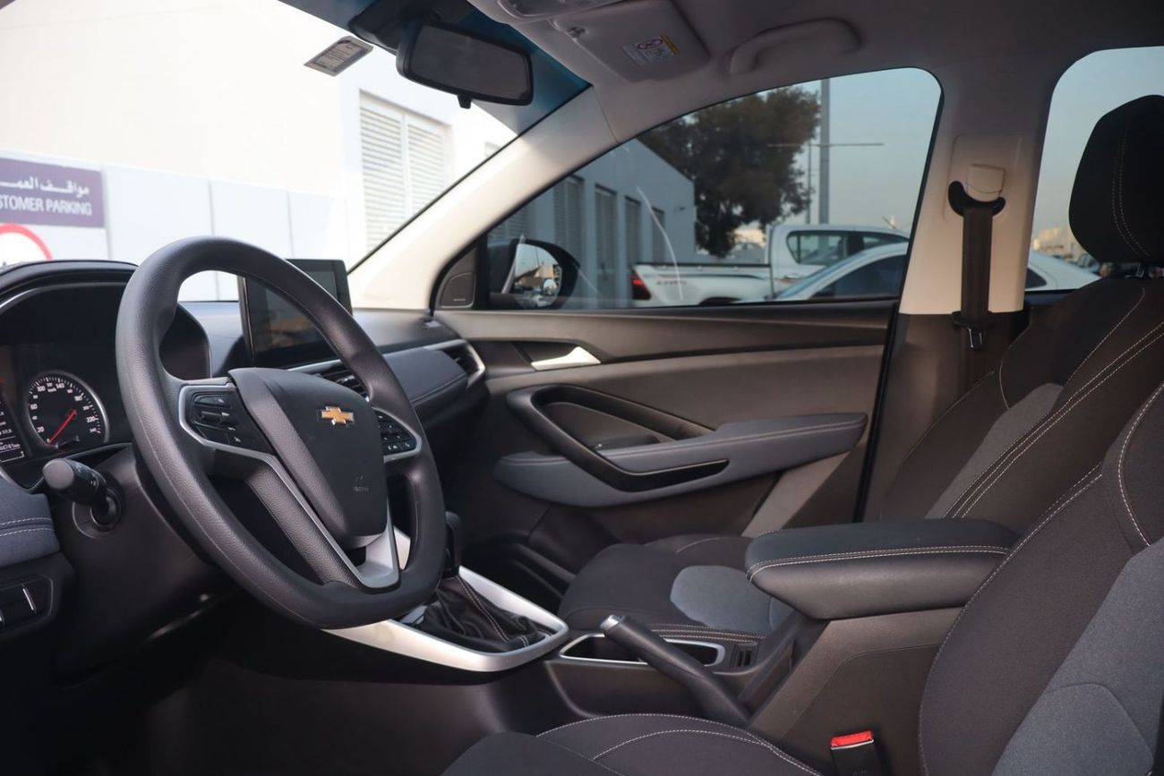 Chevrolet Captiva LT 1.5L (149 HP) (5 Seater)