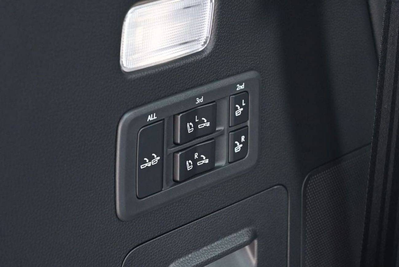 لكزس LX 600 Lexus LX600 Signature Mark Levinson, 3.5L Twin-Turbo V6, Petrol Model 2025