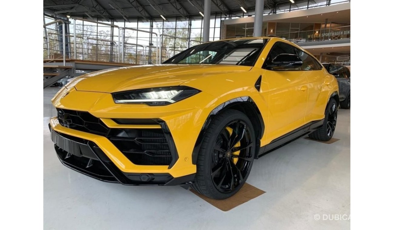 New Lamborghini Urus *Style package *Parking Assistance *Lamborghini ANIMA  *Yellow calipers *Advanced 3D Audio System *Am 2022 for sale in Dubai -  577240