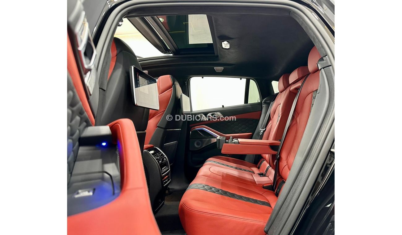 BMW X6M 2021 BMW X6M Competition, 10/2024  AGMC BMW Warranty +  Service Contract, GCC