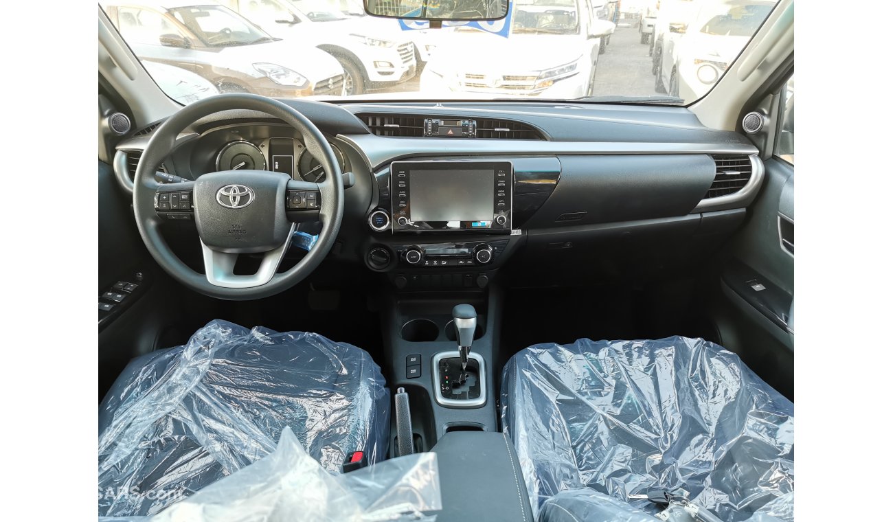 Toyota Hilux 2.4L Diesel, 17" Tyre, Fabric Seats, Xenon Headlights, DVD-Aux-USB (CODE # THAM02)