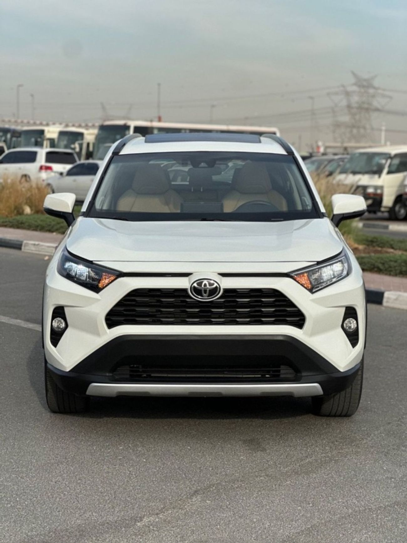 Toyota RAV4 XLE premium, sunroof,leather seats,JBL ,limited rims