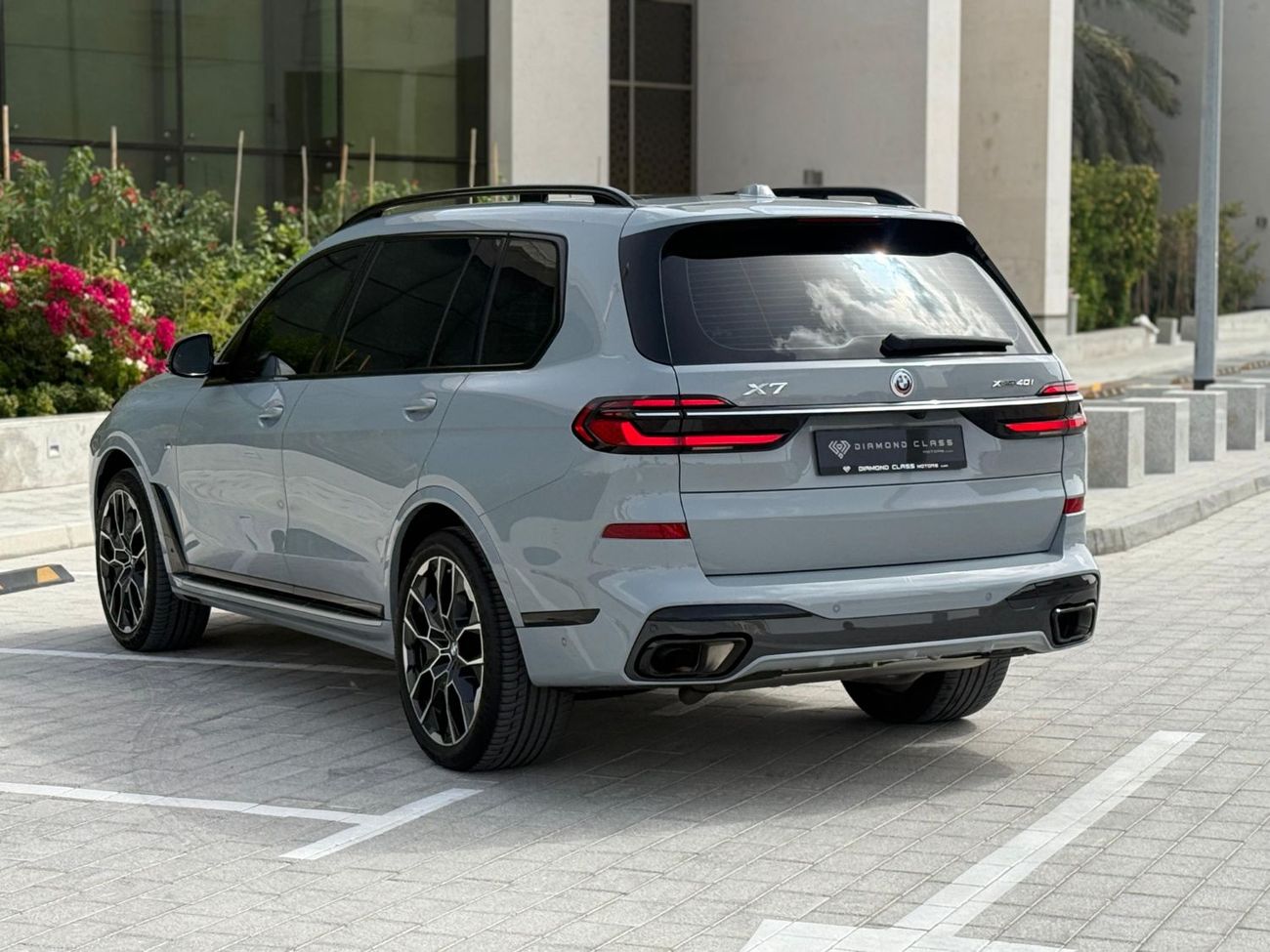 بي أم دبليو X7 xDrive40i Luxury M Sport Package 3.0L