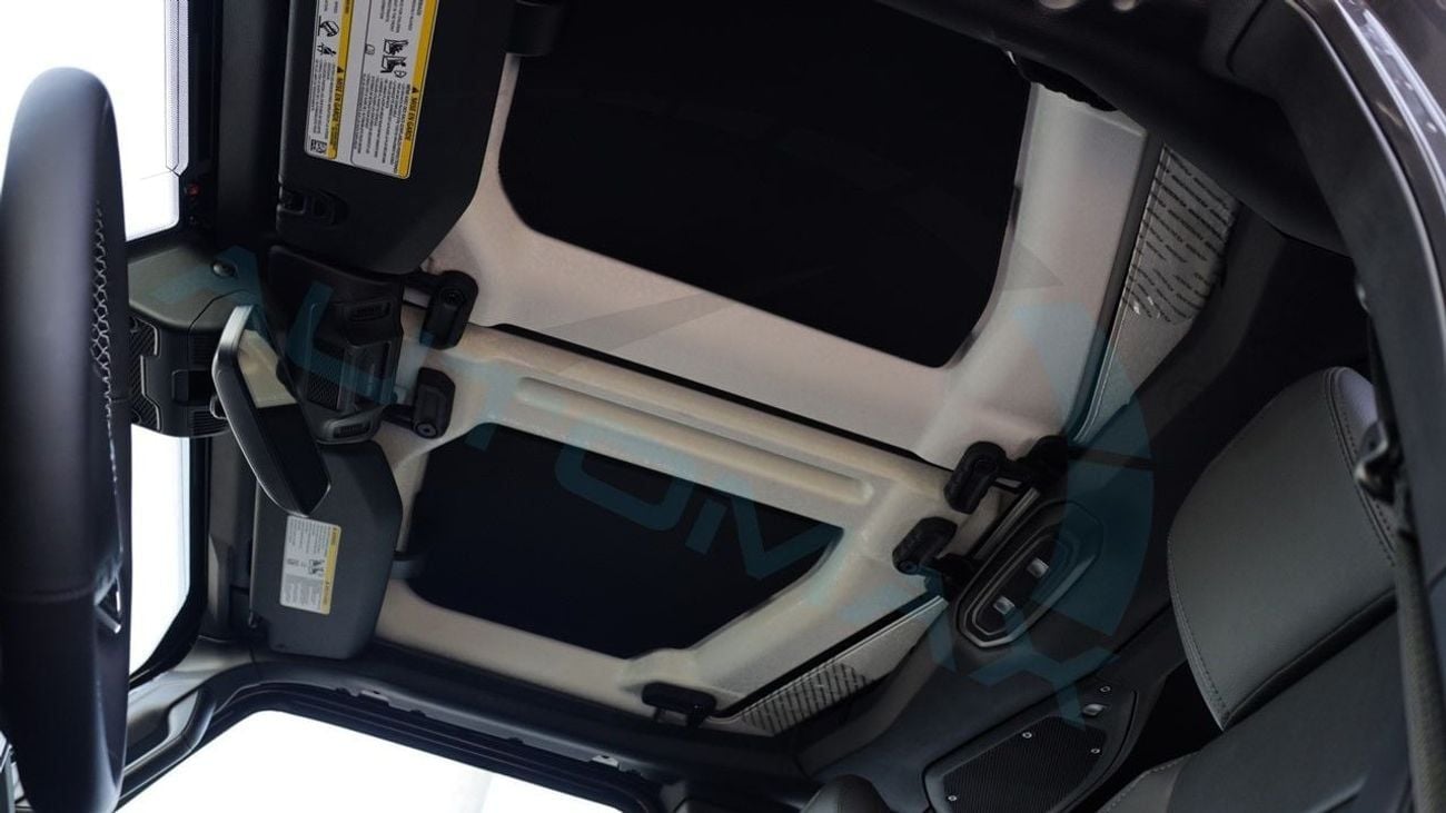 جيب رانجلر Unlimited Sahara I4 2.0T 4x4 2025 GCC 7000Km With 3 Years Or 60,000 Km Warranty @Official Dealer