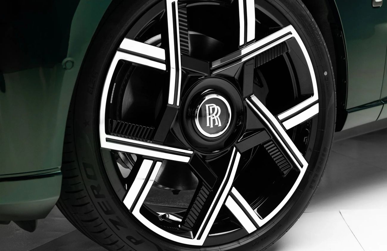 رولز رويس كولينان 6.75 L V-12 twin-turbocharged Engine | Warranty