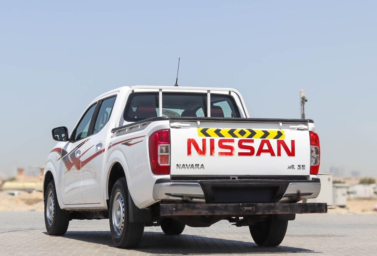 نيسان نافارا Std 2.5L RWD A/T Nissan Navara RWD 2020 GCC Original Paint accident-free, in excellent condition, 10