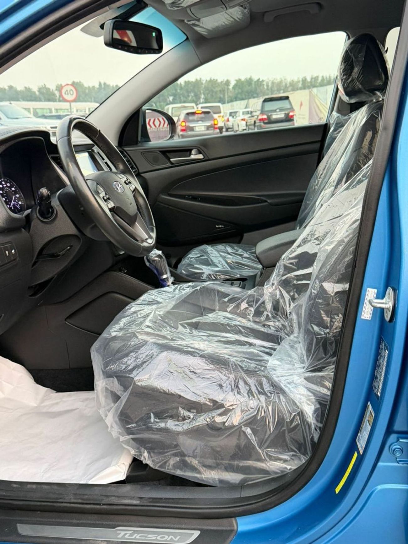 Hyundai Tucson GL 1.6L Excellent condition & luxury feel