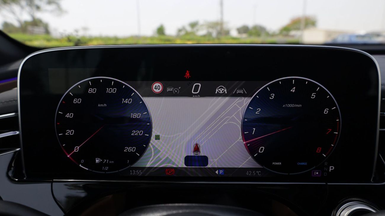 مرسيدس بنز E300 AMG EQ Boost 2.0T RWD 2026 GCC 0Km With 2 Years Unlimited Mileage Warranty @Official Dealer