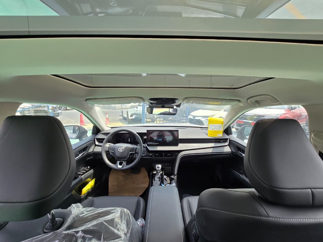 تويوتا كامري GLE 2.5L Hybrid