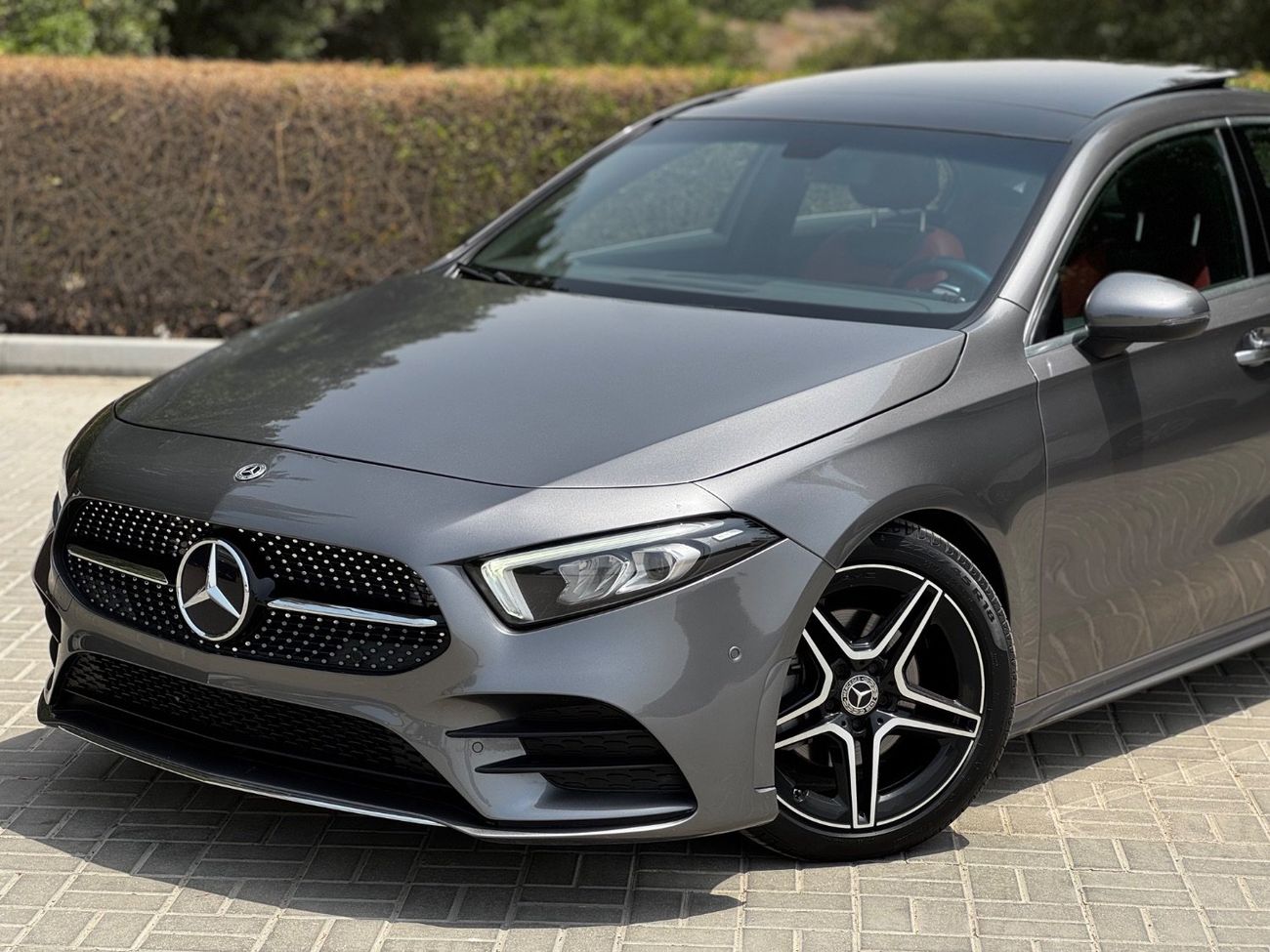 Mercedes-Benz A 200 Premium 2.0L