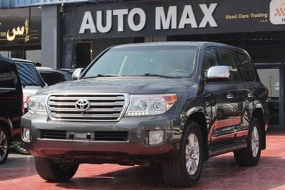 Toyota Land Cruiser VXR 5.7L 4WD