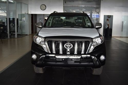 Toyota Prado VX.L 3.0 turbo diesel with suspension control for export