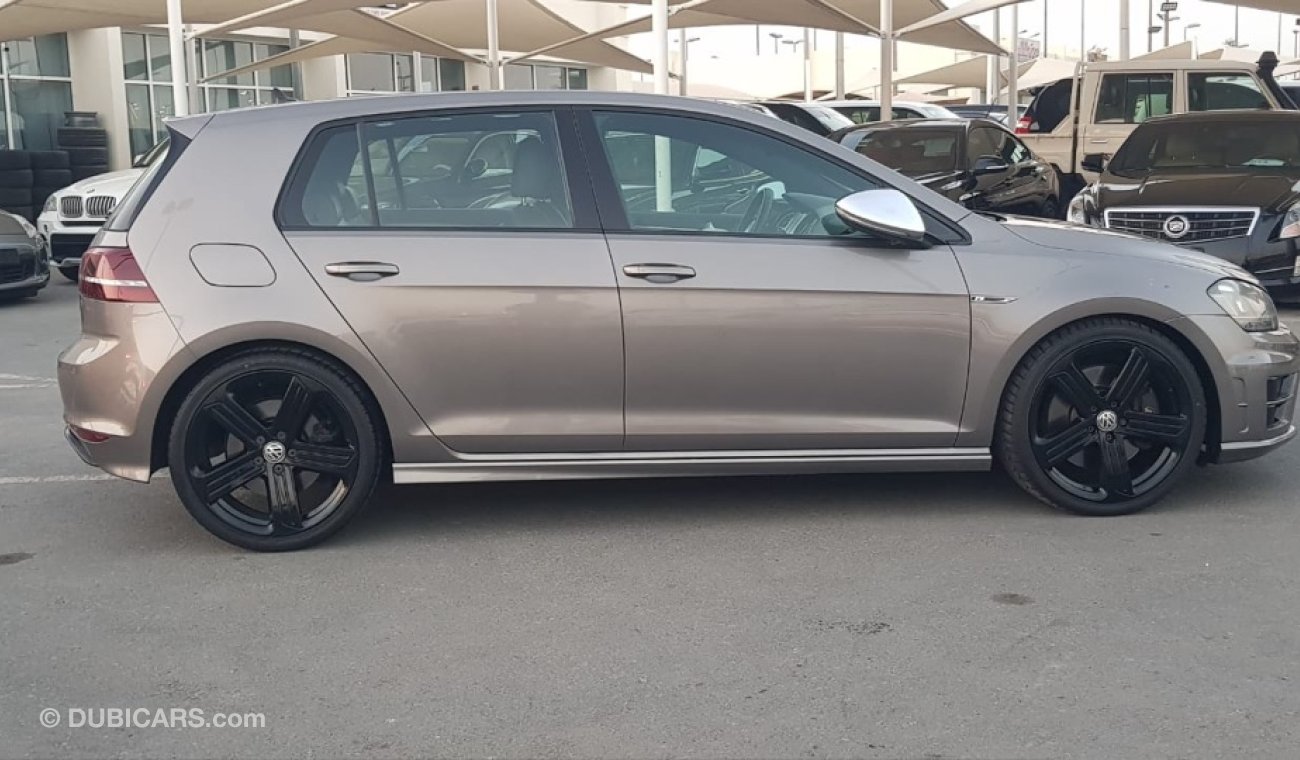 Volkswagen Golf Golf R model 2015 GCC car prefect condition full option low mileage sun  roof leather seats bac