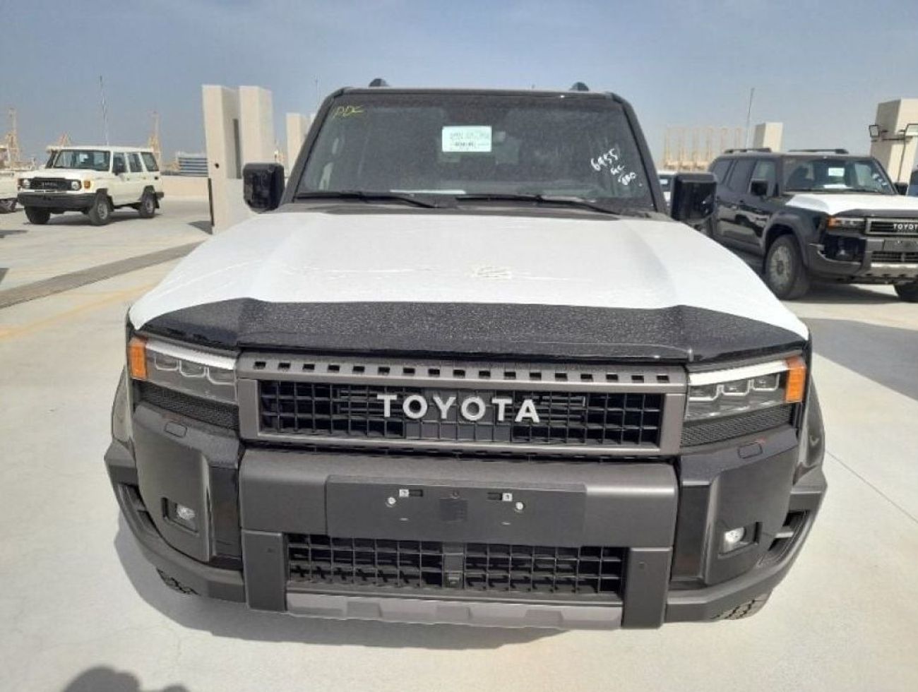 تويوتا برادو PRADO LUXURY 2.4L PETROL | 2025 | 0 KM | BRAND NEW | 03 YEARS WARRANTY