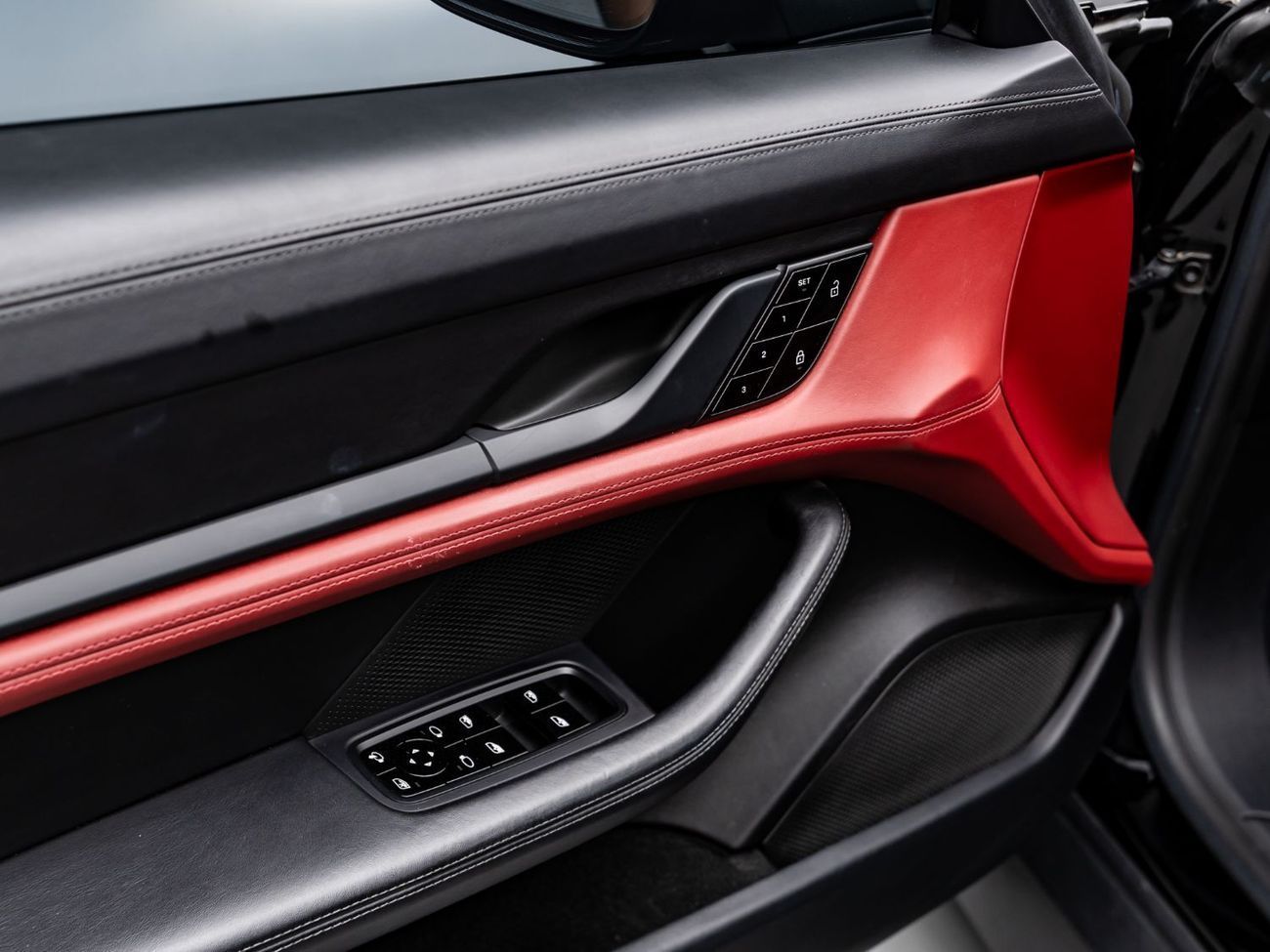 Porsche Taycan Base 2021 Porsche Taycan, 2026 Porsche Warranty, Full Service History, Low KMs, GCC