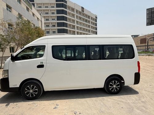 Nissan Urvan STD
