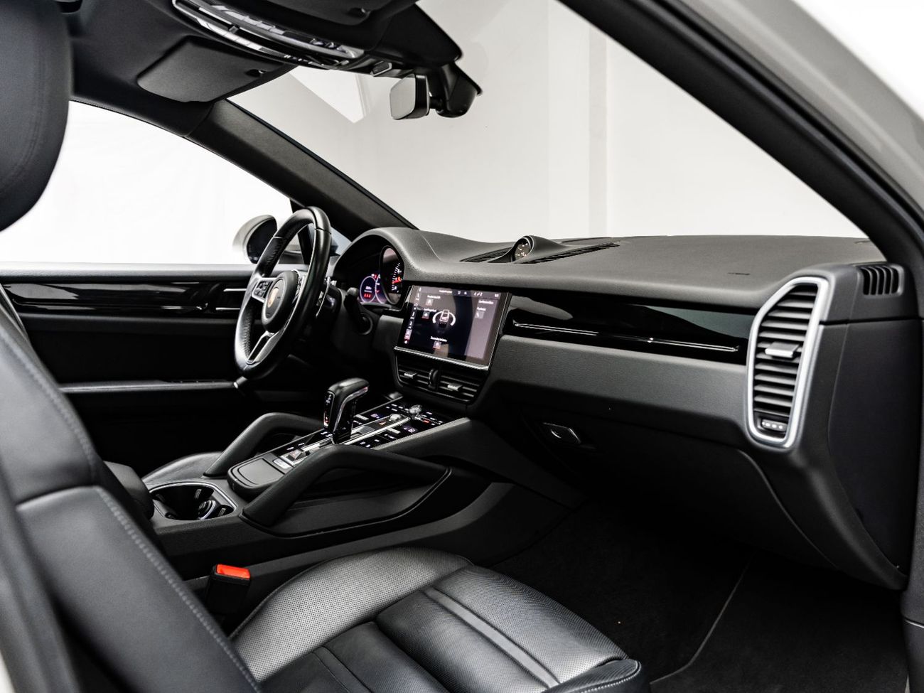 Porsche Cayenne Std 3.0L (340 HP) 2021 Porsche Cayenne Coupe, 1 Year Fully Comprehensive Warranty, Low KMs, GCC