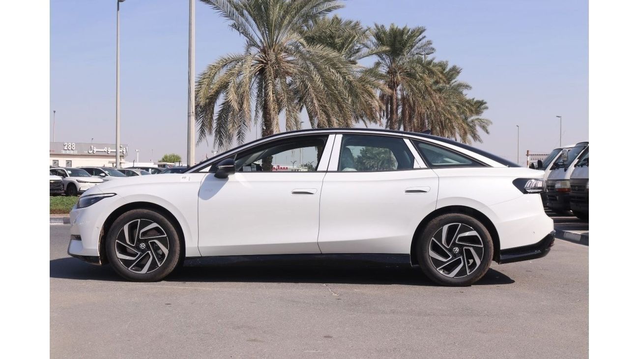 Volkswagen ID.7 VOLKSWAGEN ID.7 VIZZION 2023 white color