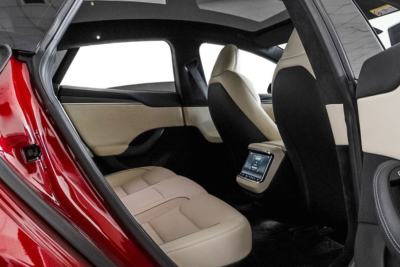 Tesla Model S Plaid (AWD)