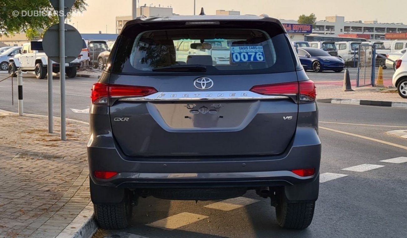 تويوتا فورتونر Toyota Fortuner GXR V6 2018 GCC Perfect Condition Low Mileage