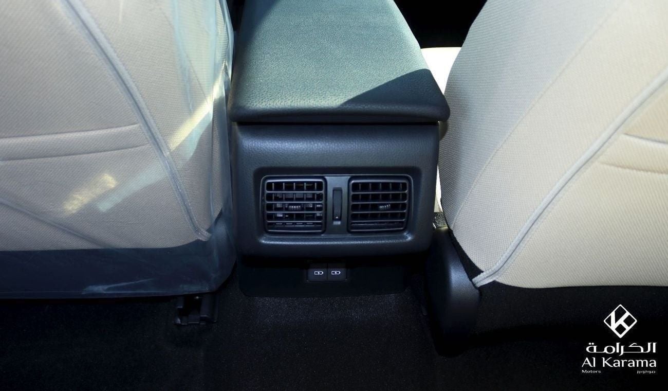 Toyota Camry LE 2.5L Hybrid | HEV | Panoramic  Roof | Power Seat  | 18inch Alloy wheel | GCC Car