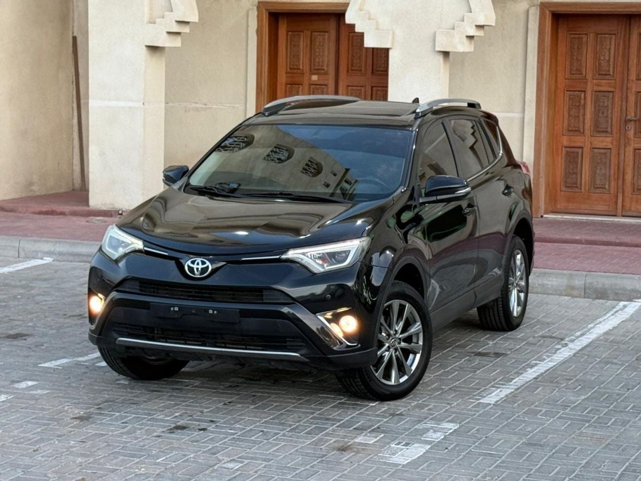 تويوتا راف ٤ VXR 2.5L