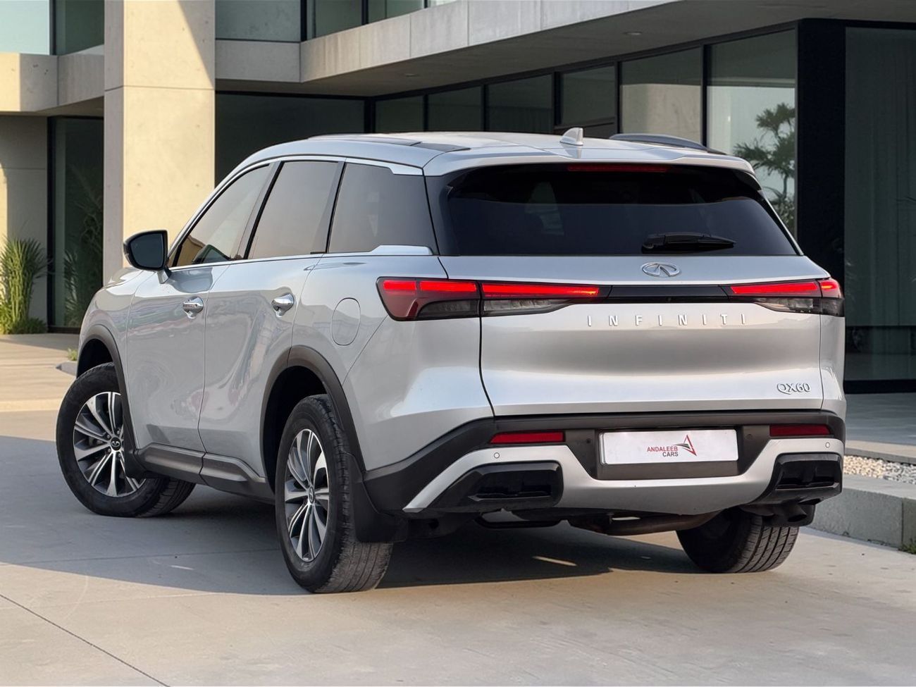 Infiniti QX60 INFINITI QX60 PURE | 3.5L V6 – 295 BHP | 2023 | AMERICAN SPECS | AED 99,500