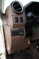 تويوتا لاند كروزر بيك آب 79 2.8L 4wd-Top option