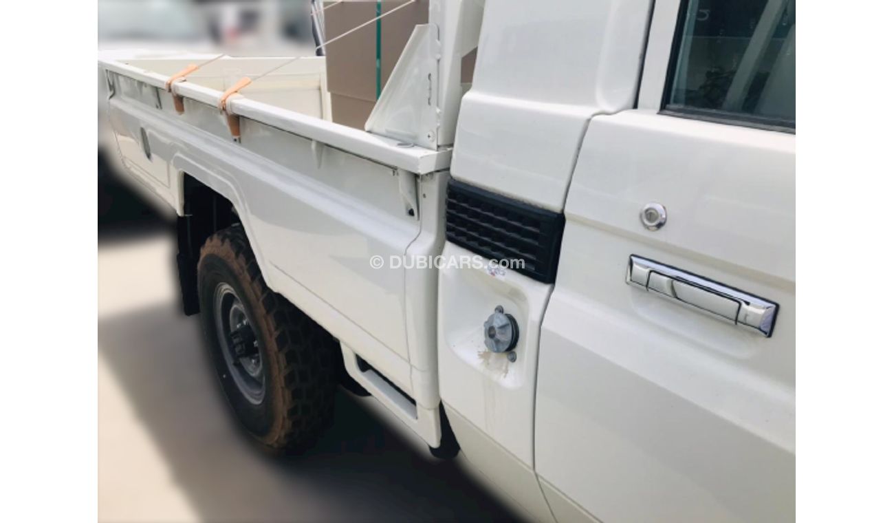Toyota Land Cruiser Pick Up 4.2L V6 MT SINGLE CABIN //2022// SPECIAL OFFER // BY FORMULA AUTO // FOR EXPORT ONLY
