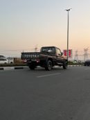 تويوتا لاند كروزر بيك آب Std 4.0L Single Cab Utility 4WD