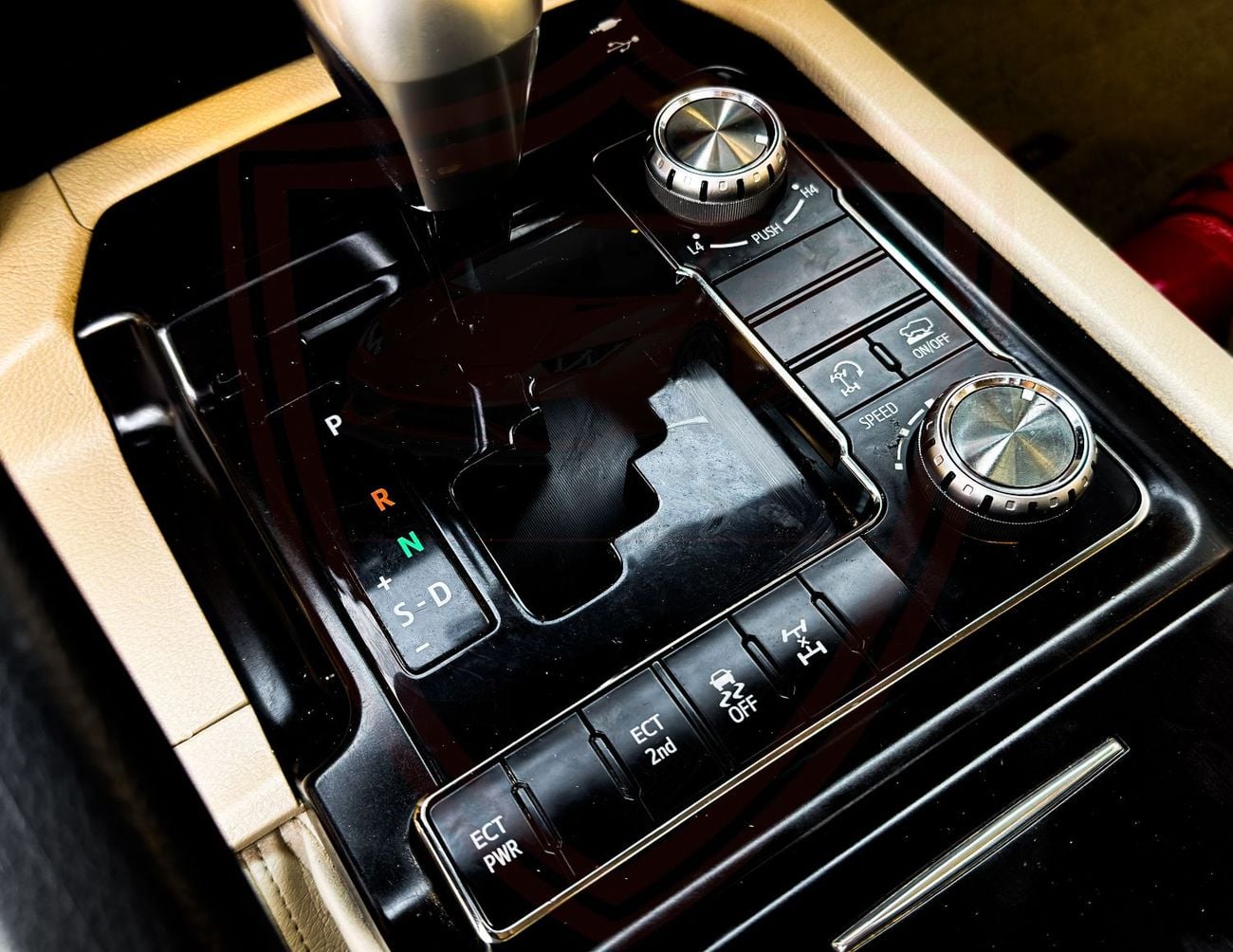 تويوتا لاند كروزر تويوتا لاند كروزر | 4.6 لتر | 2020 | خليجية | خالية من الحوادث | بحالة ممتازة | 1685 شهرياً