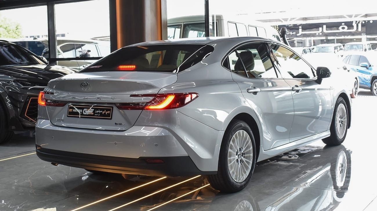 Toyota Camry E-PLUS. HEV