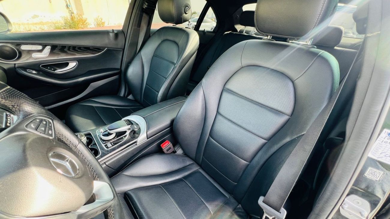 Mercedes-Benz C 300 Luxury FIX PRICE | AED 945 PM AVAILABE | Mercedes C300 AMG 2018 | NO LOW BALLERS | NO ACCIDENT HISTO