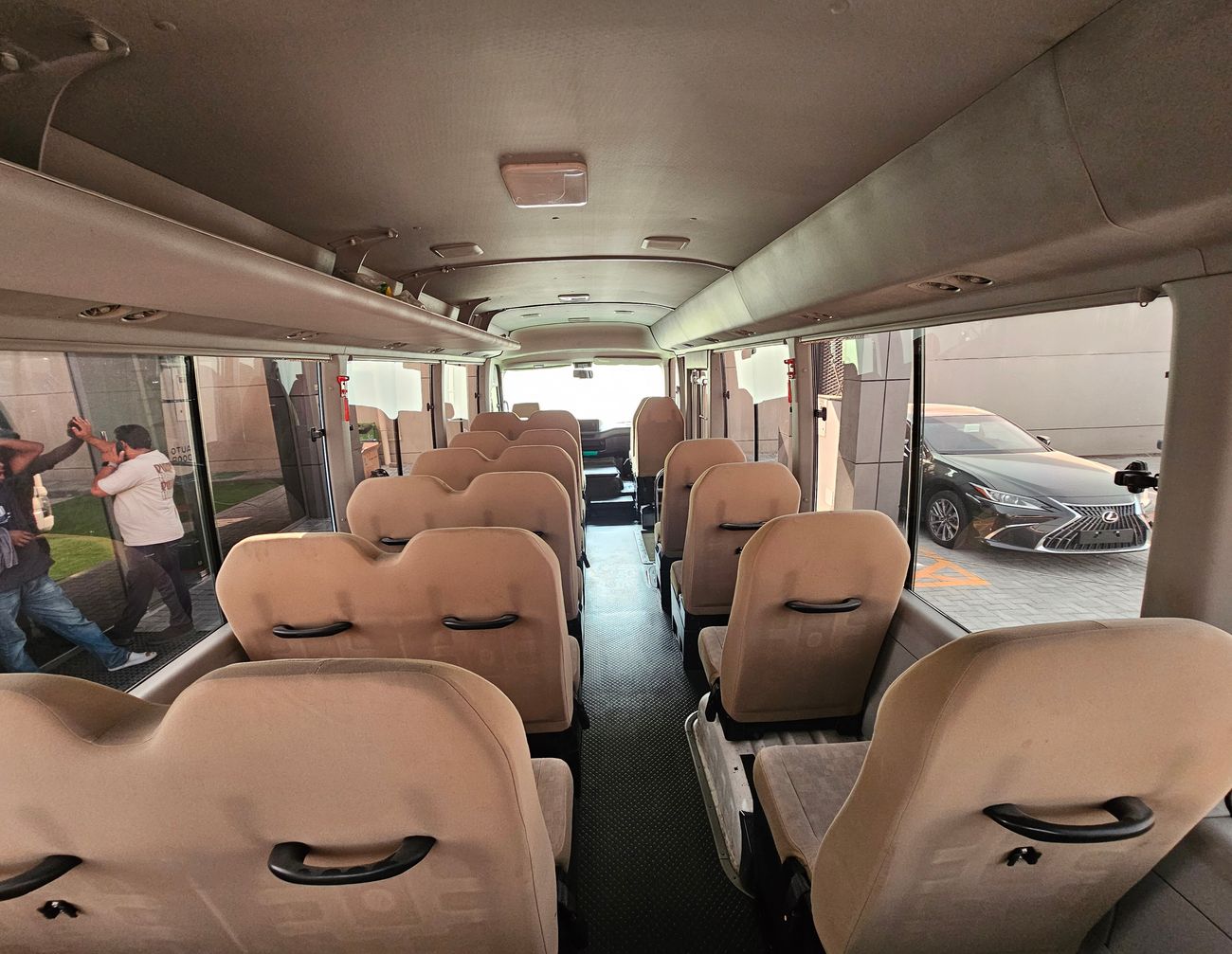 تويوتا كوستر / DIESEL / V6 4.2L / 24 SEATS / GCC