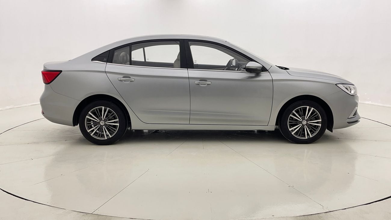 أم جي 5 LUXURY 1.5 | بدون دفعة مقدمة | اختبار القيادة في المنزل