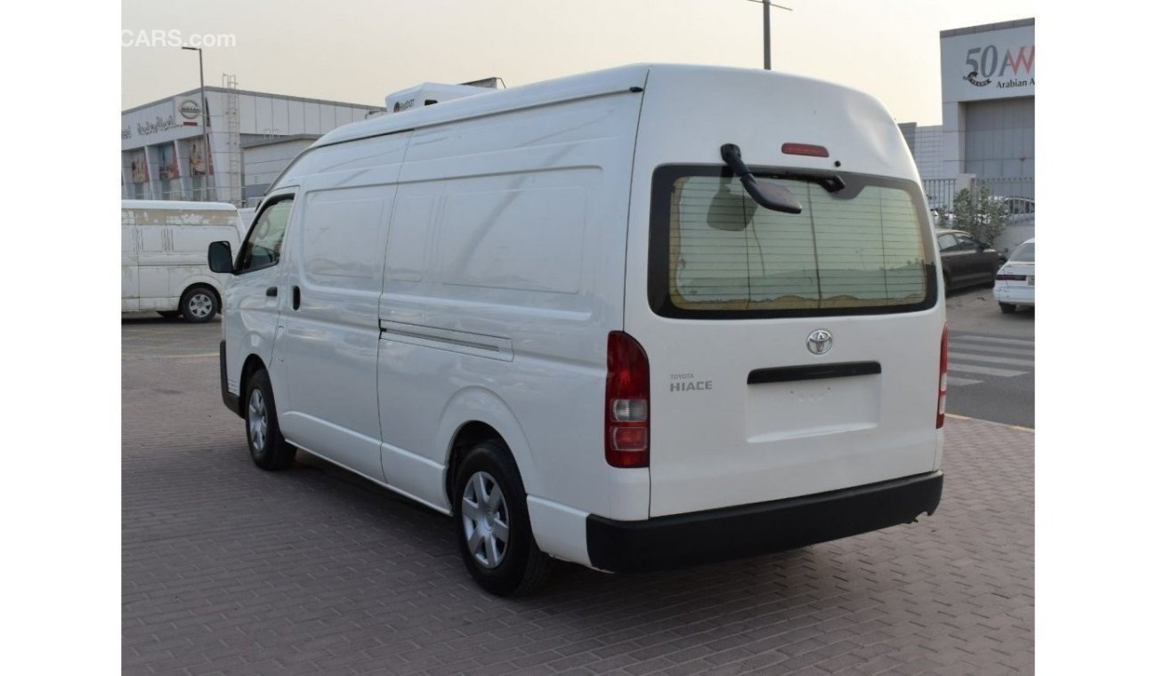 تويوتا هاياس 2017 | TOYOTA HIACE HIGH-ROOF PANEL | CHILLER VAN 3-SEATER | LOW MILEAGE | 5-DOORS | GCC | VERY WELL