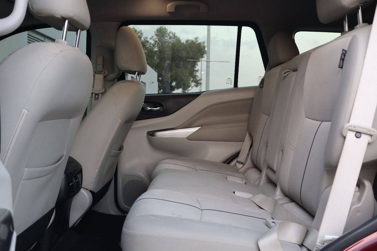 نيسان إكستيرا Titanium 2.5L AWD