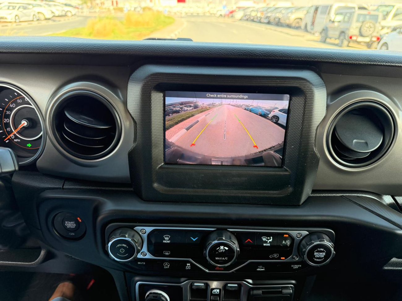 Jeep Wrangler Unlimited Sport 3.6L A/T