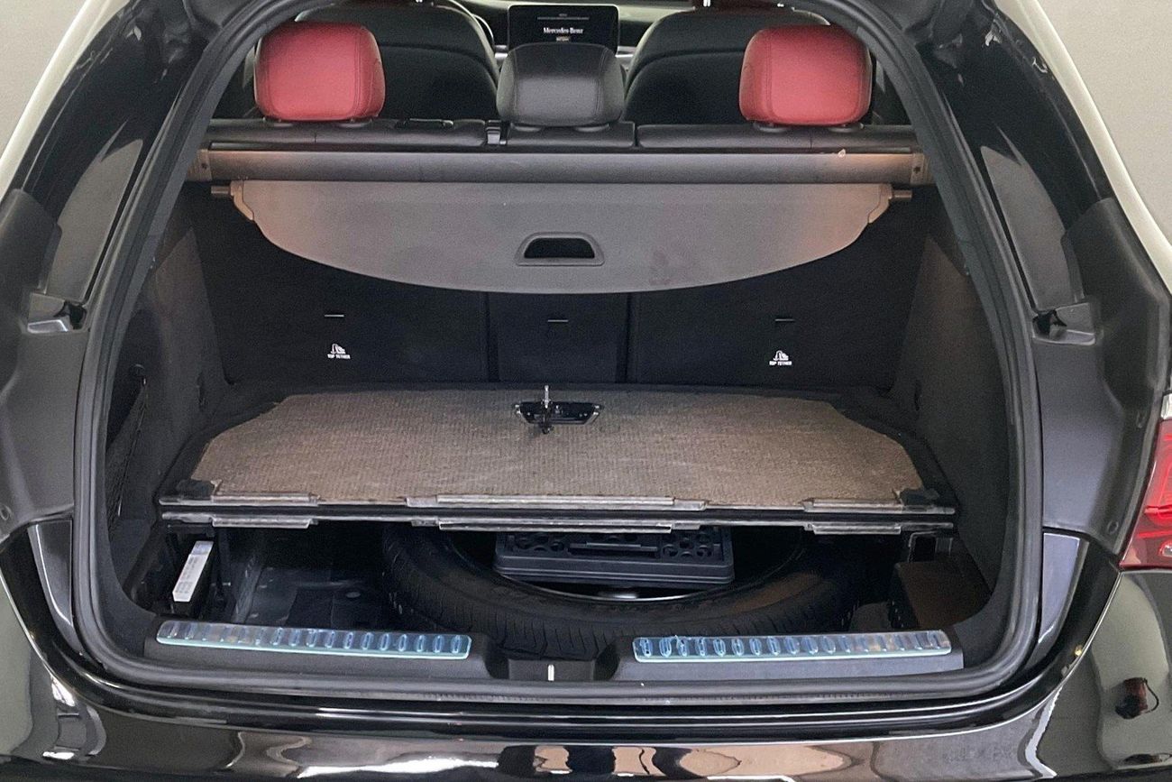 مرسيدس بنز GLC 200 Premium+ Coupe | شامل الضمان | 0 ﺪﻔﻋﺓ ﺃﻮﻟﻯ