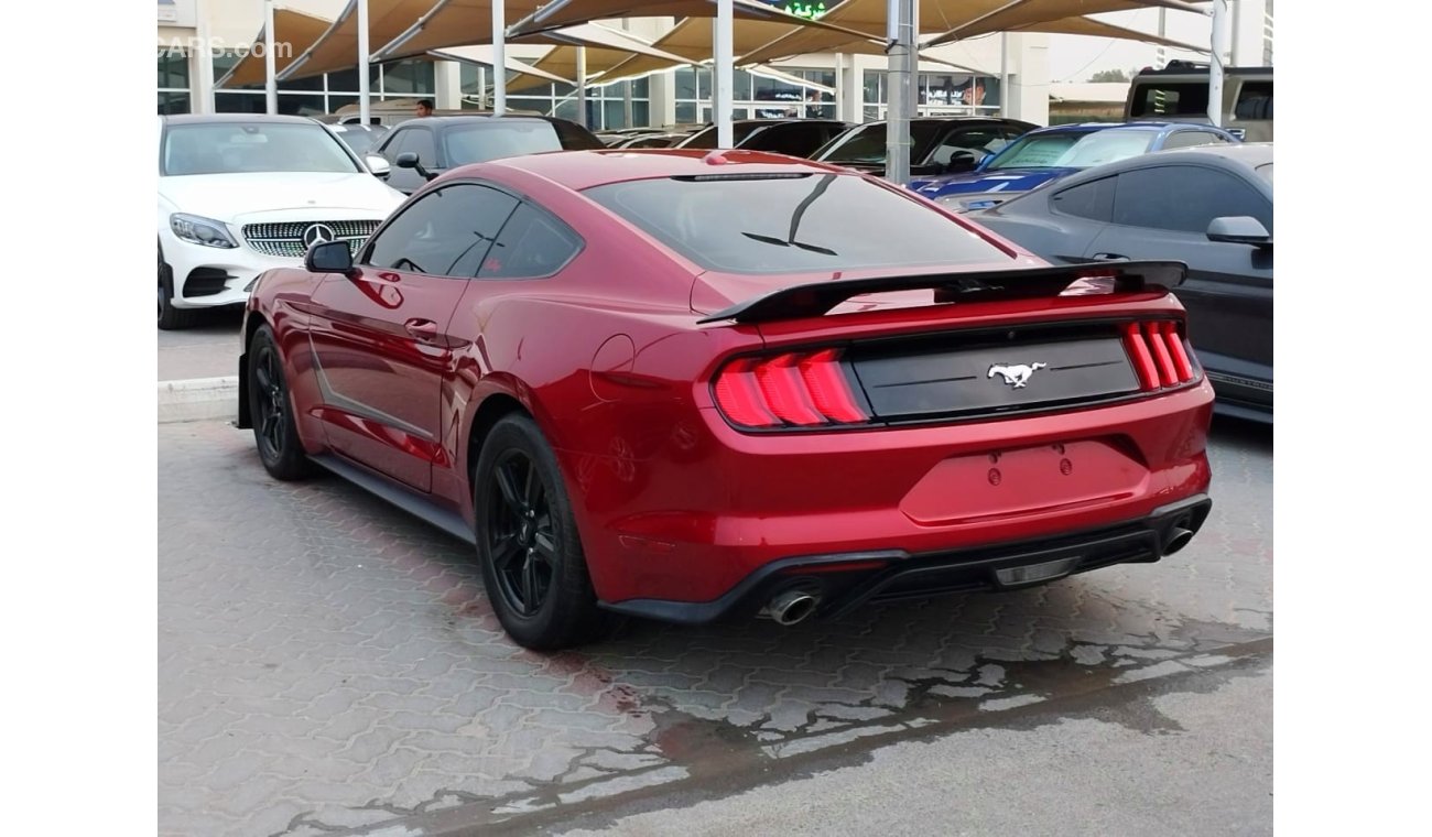 Ford Mustang Mustang / EcoBoost / V4 2.0 / model 2019