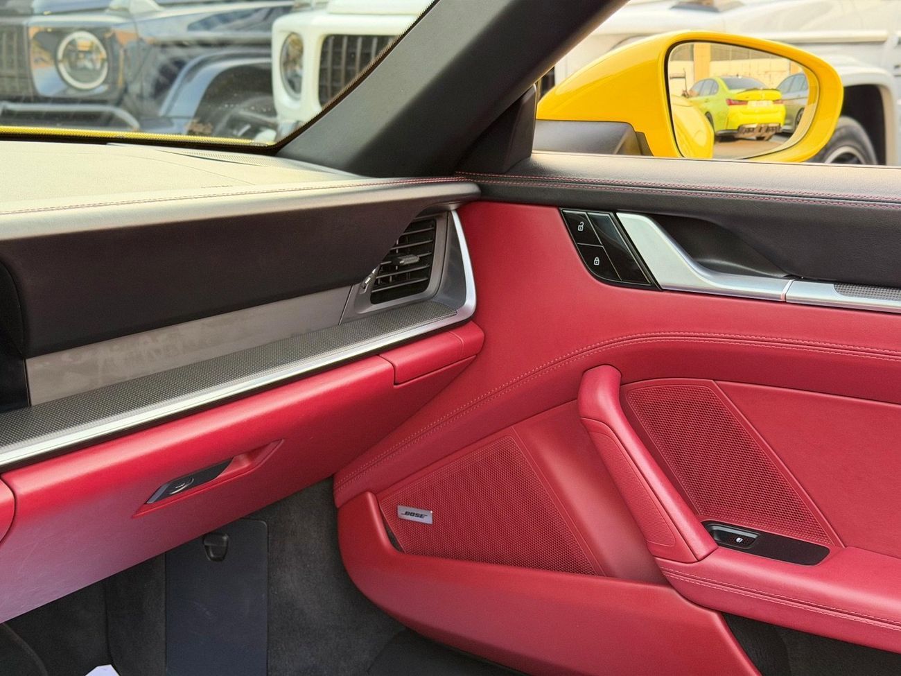 بورش 911 Carrera 4S 3.0L (380 HP) Convertible